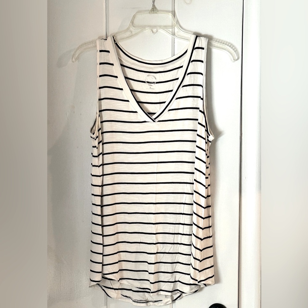 Maurices Misses V-neck Tank Top White (slightly off white) with Black Stripes M